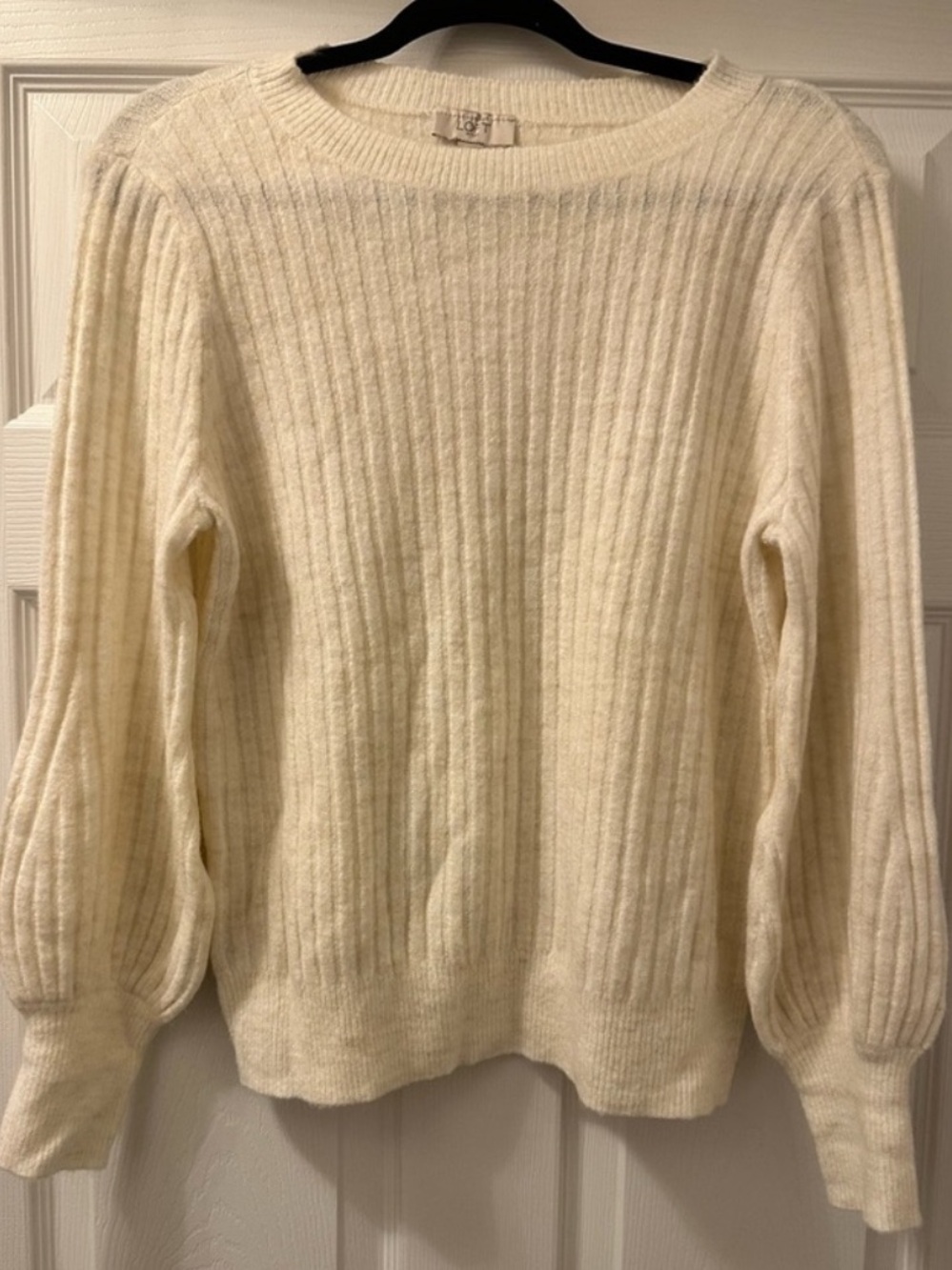 LOFT Women’s Medium Cream Ribbed Puff Sleeve Sweater Ivory Knit
